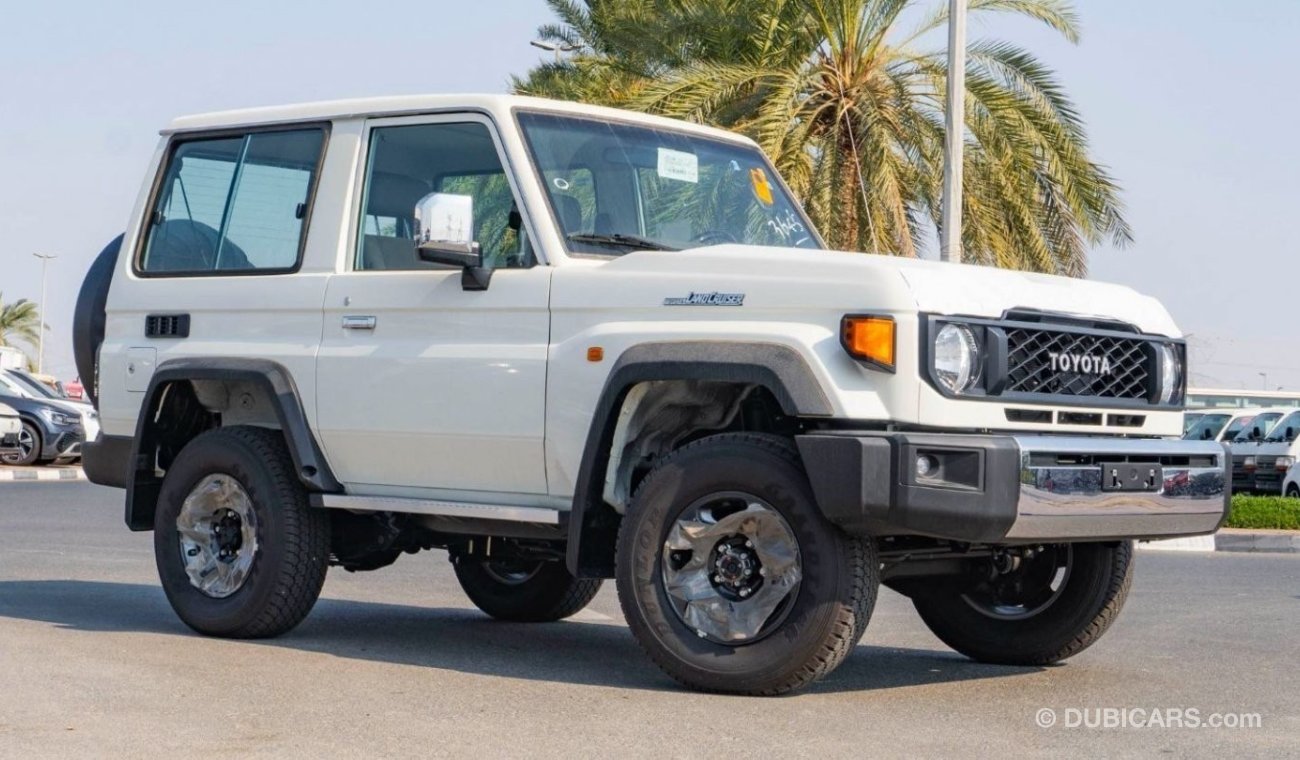 تويوتا لاند كروزر هارد توب 2024 Land Cruiser 78 3Doors 4.0L Petrol with alloy Wheel