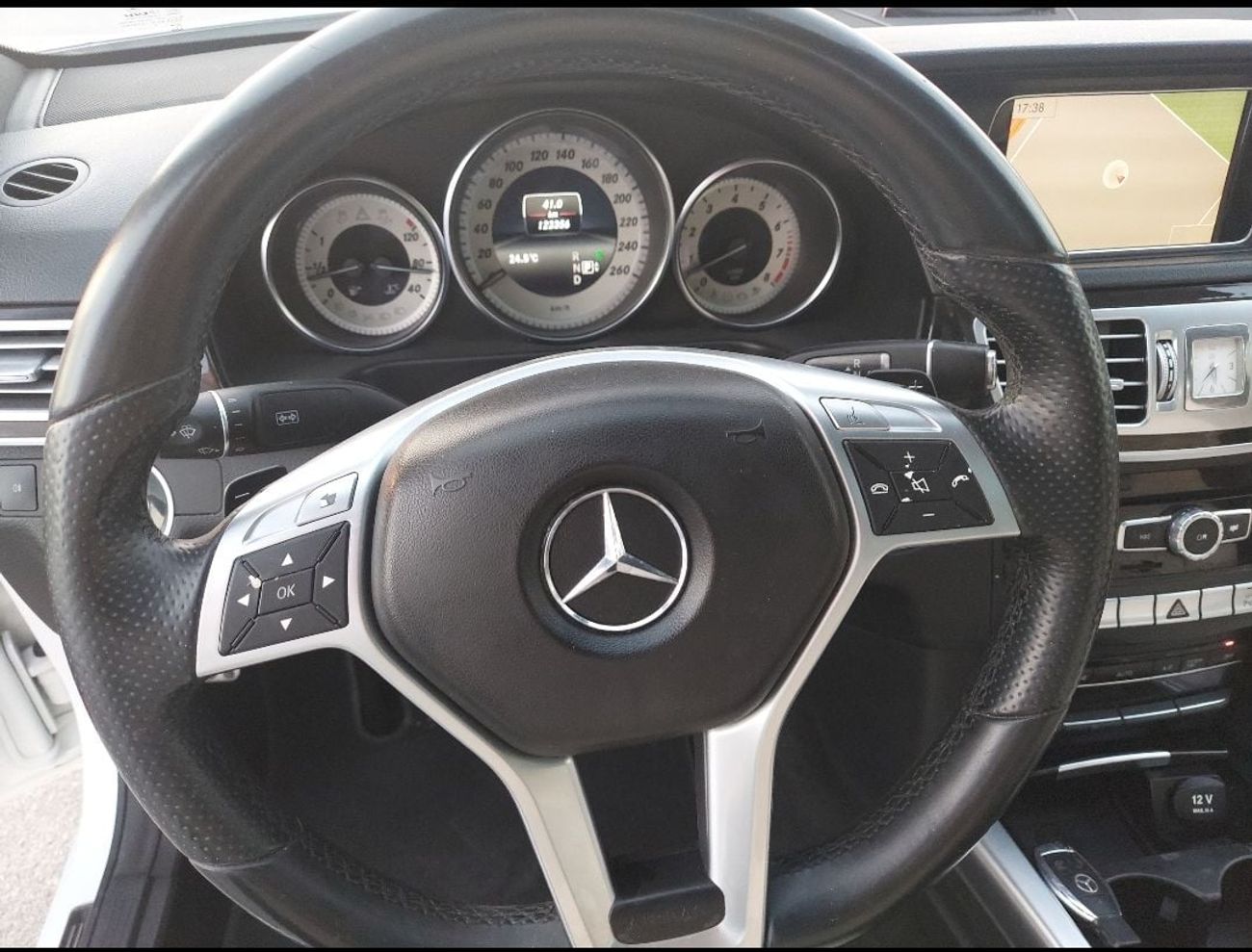 مرسيدس بنز E300