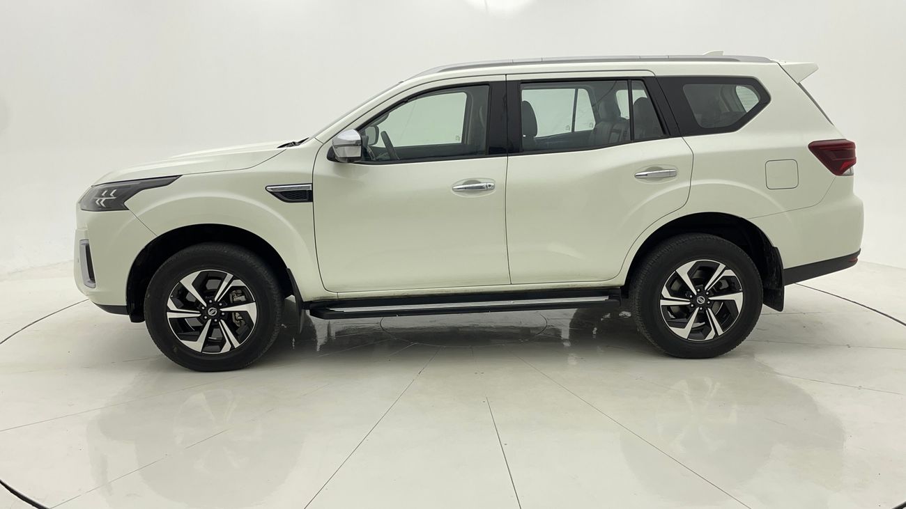 نيسان إكستيرا PLATINUM 2.5 | بدون دفعة مقدمة | اختبار قيادة مجاني للمنزل