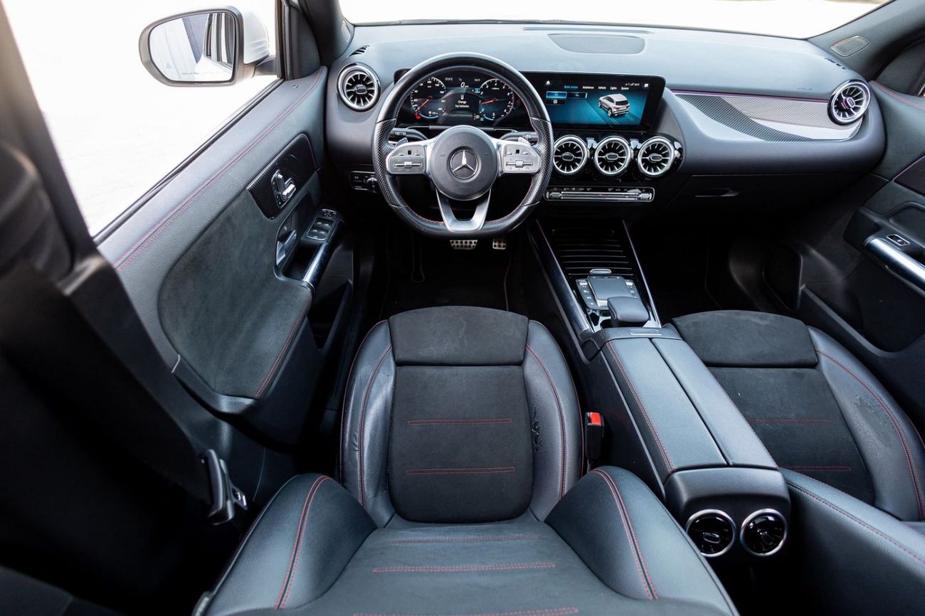 Mercedes Benz GLA 200