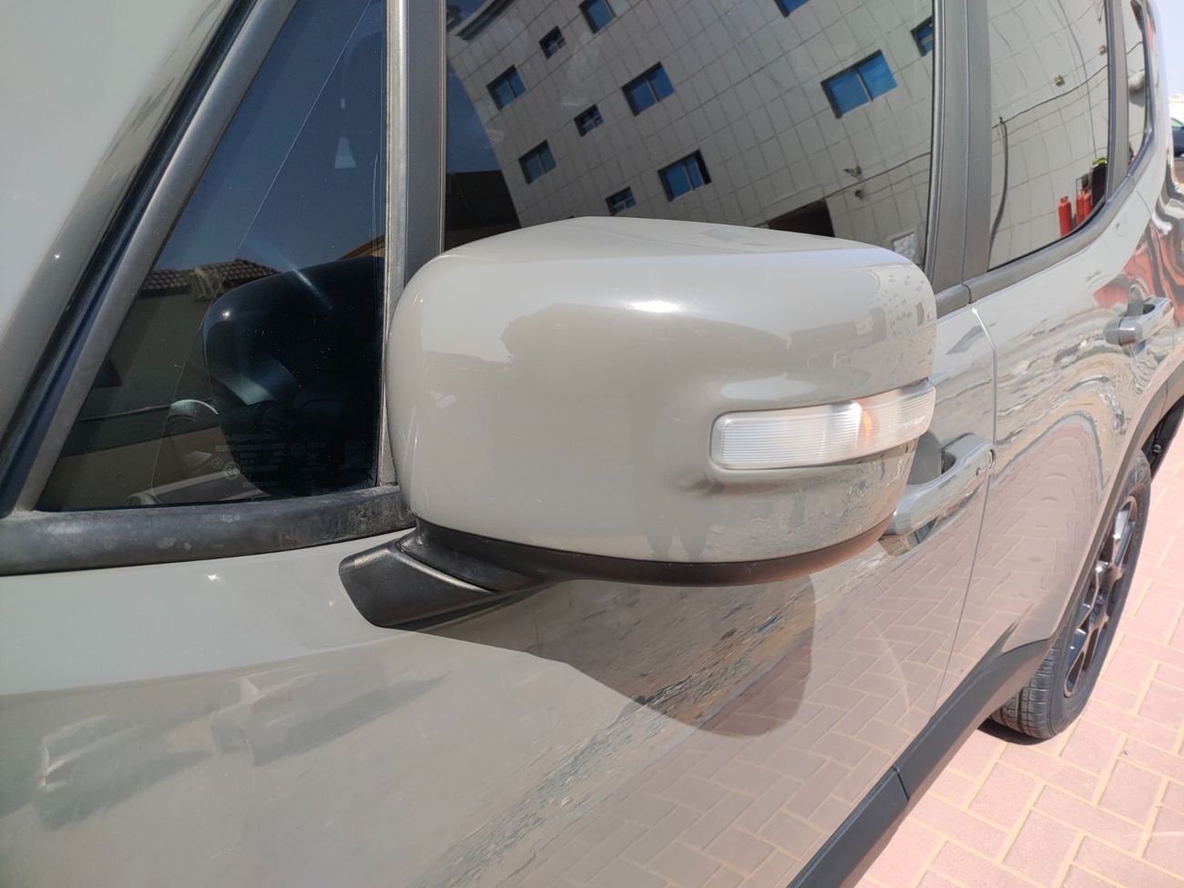 جيب رينيجيد Limited 2.4L