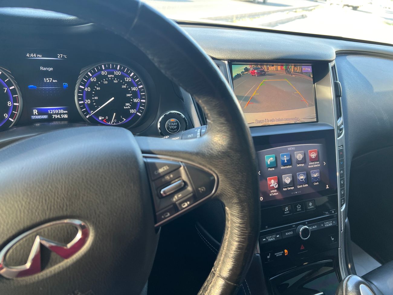 Infiniti Q50 3.7 AWD - Apple CarPlay/Android Auto