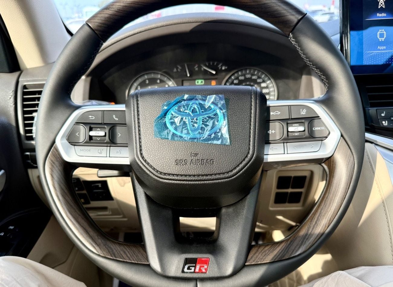 تويوتا لاند كروزر GXR