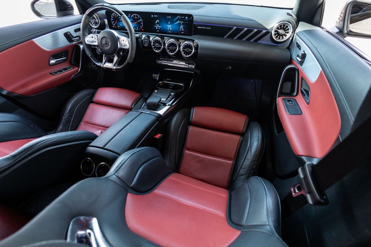 Mercedes-Benz CLA 35 AMG 4MATIC