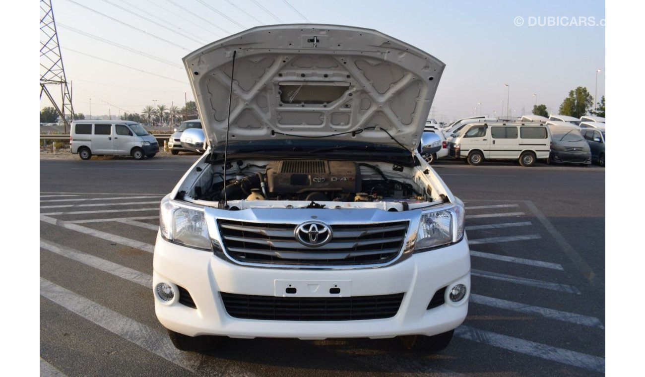 Toyota Hilux diesel right hand drive white color manual gear 3.0L year 2008