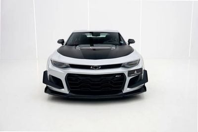 شيفروليه كامارو ZL1 ألياف الكربون 650 HP LT4 V8 | ZL1 1LE TRACK PACKAGE | 6-SPEED