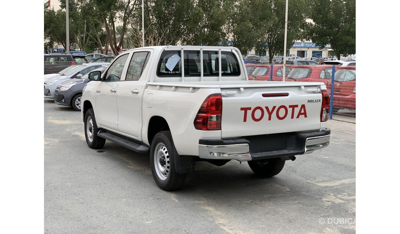 تويوتا هيلوكس Pick Up 2.4L 4x4 Diesel with Power Windows