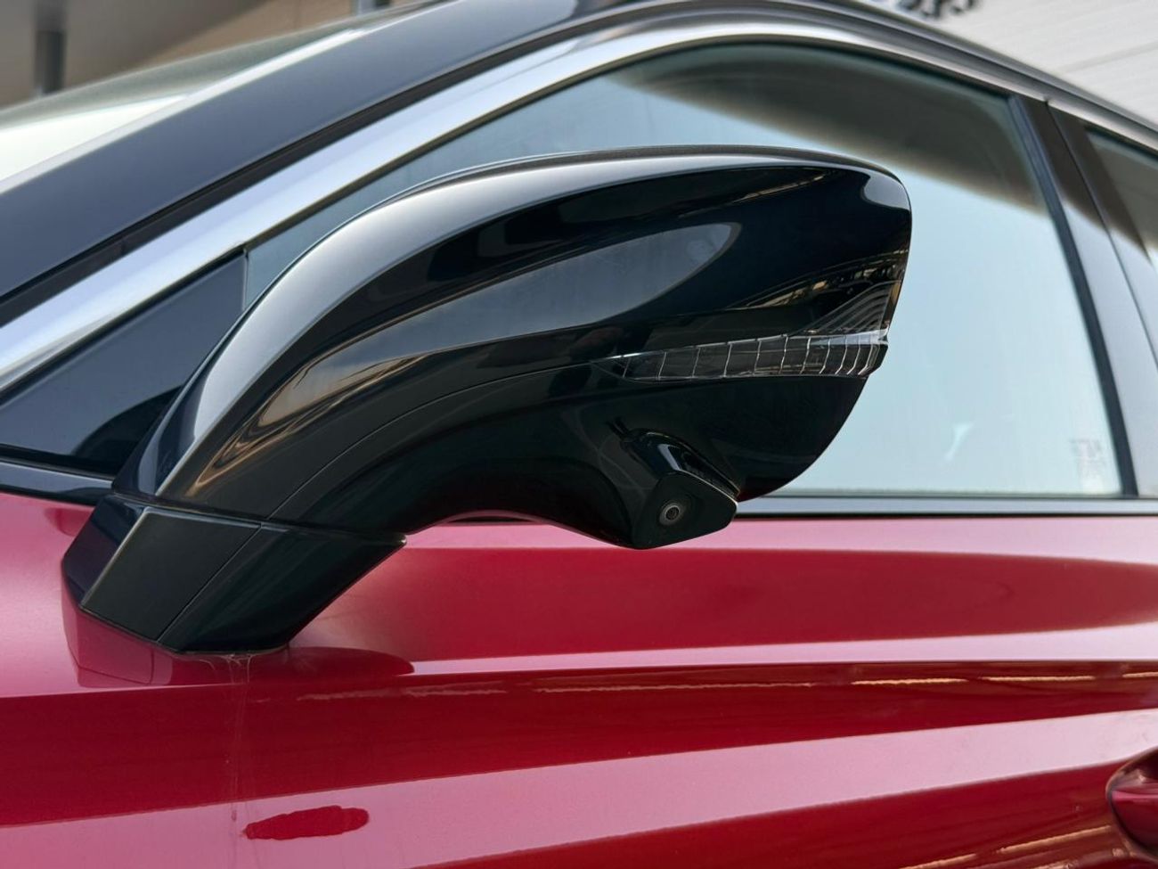 أم جي وان 1.5 LUX