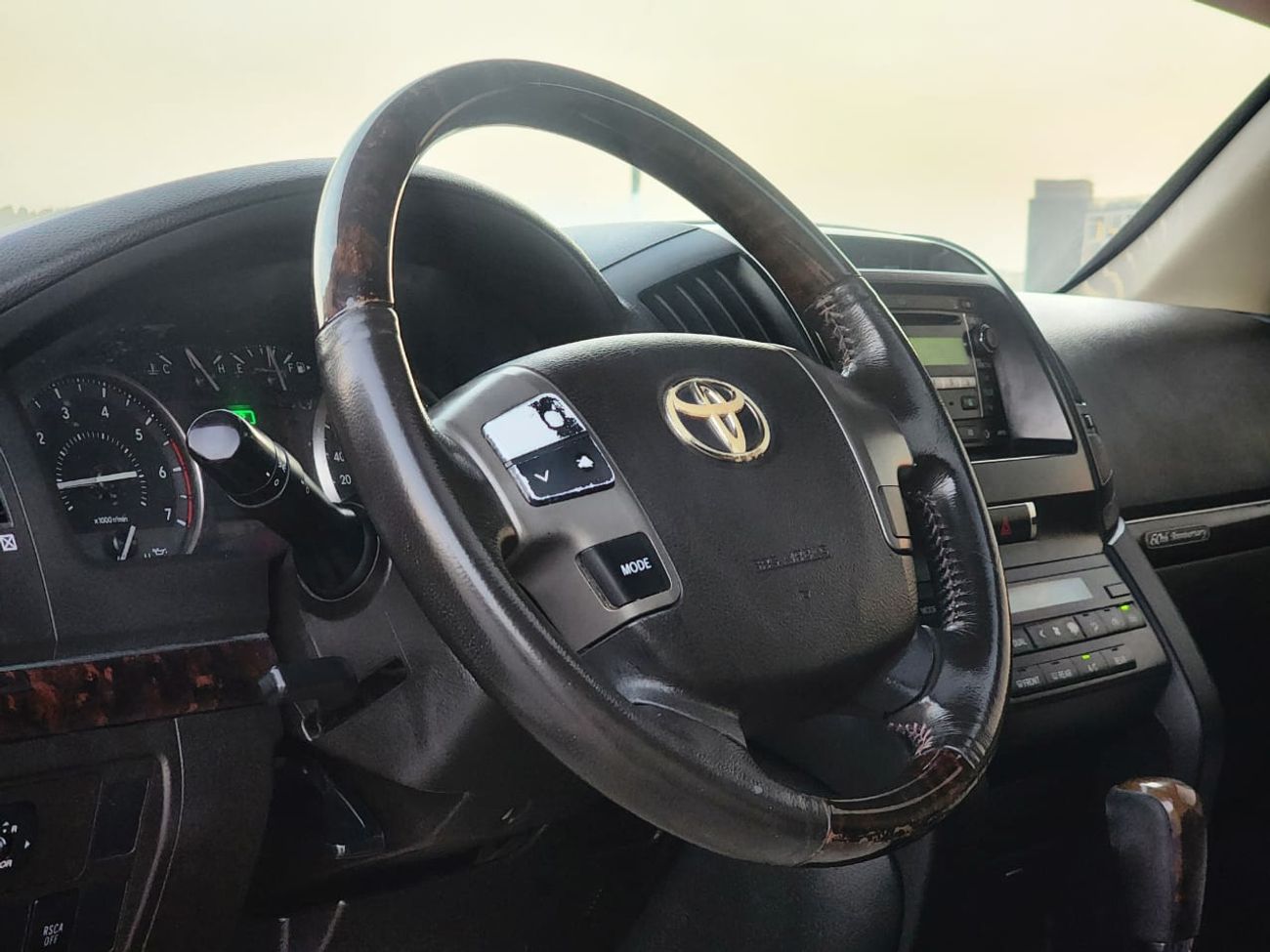 تويوتا لاند كروزر GXR V6 MODEL 2011 UPGRADE 2021