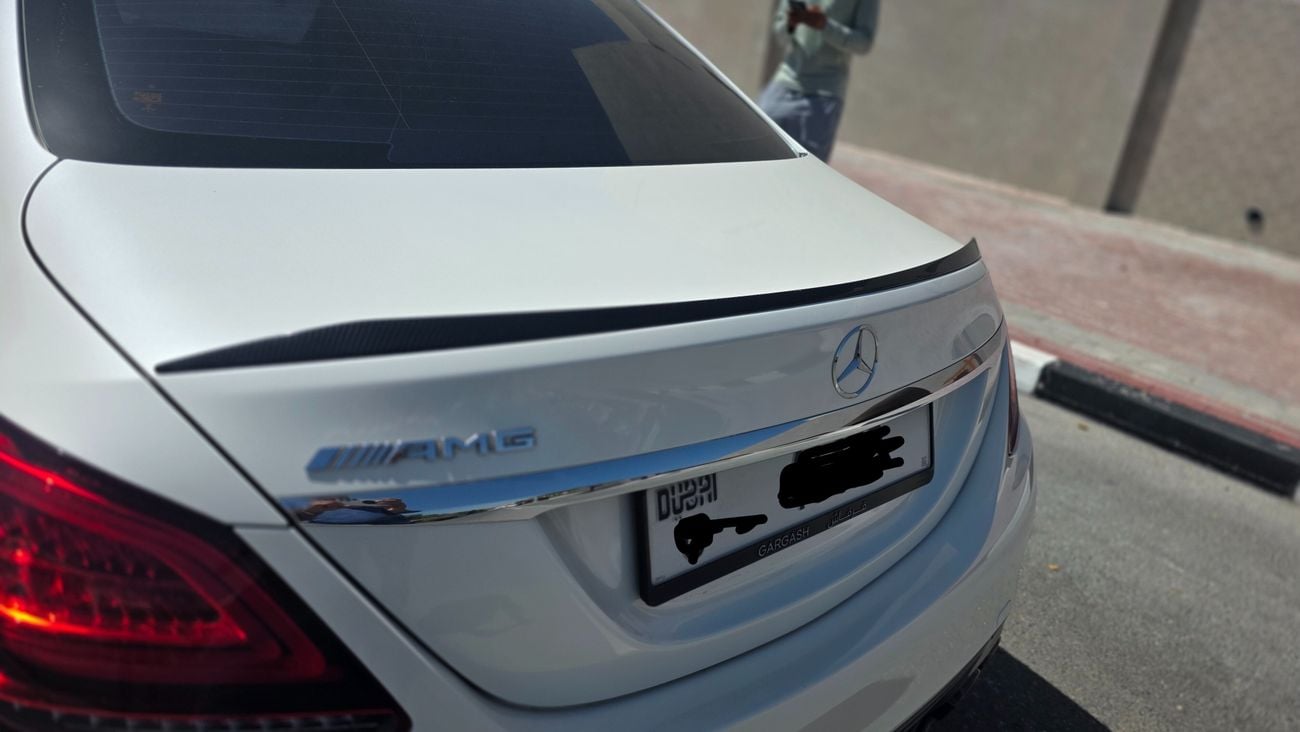 Mercedes-Benz C 63S AMG Std 4.0L Sedan