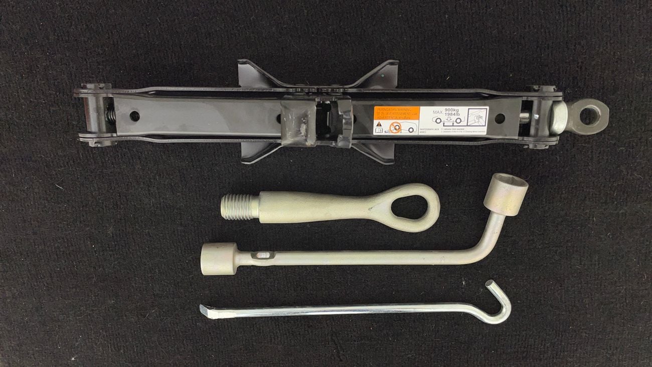 ميتسوبيشي إكسباندر MID 1.5 | بدون دفعة مقدمة | اختبار قيادة مجاني للمنزل