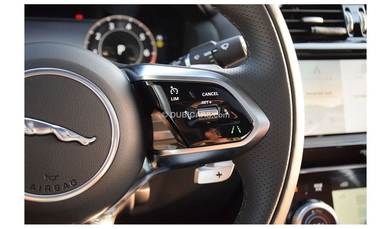 Jaguar XE (P250) R-Dynamic