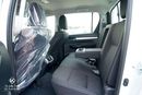 تويوتا هيلوكس 2.4L | SR5 | Manual Drive | 4x4 | Grey Interior