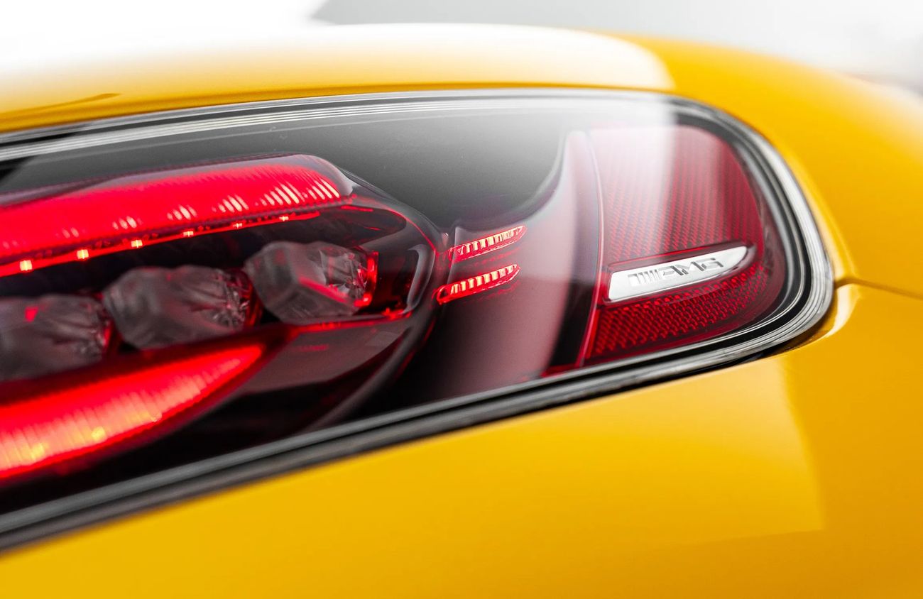 مرسيدس بنز AMG GT 4.0L V-8 Bi-Turbo Engine