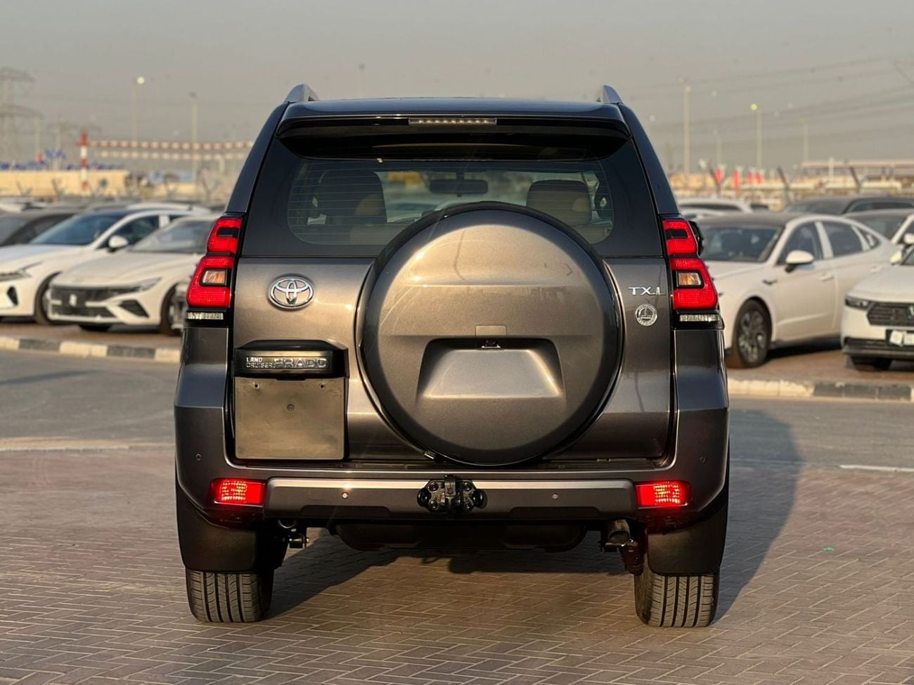 تويوتا برادو 2022 Toyota Prado TXL Full Option 4.0L V6 - AWD 4x4 GCC- Electric Seat - Rear CAM & Sensors - Cool B