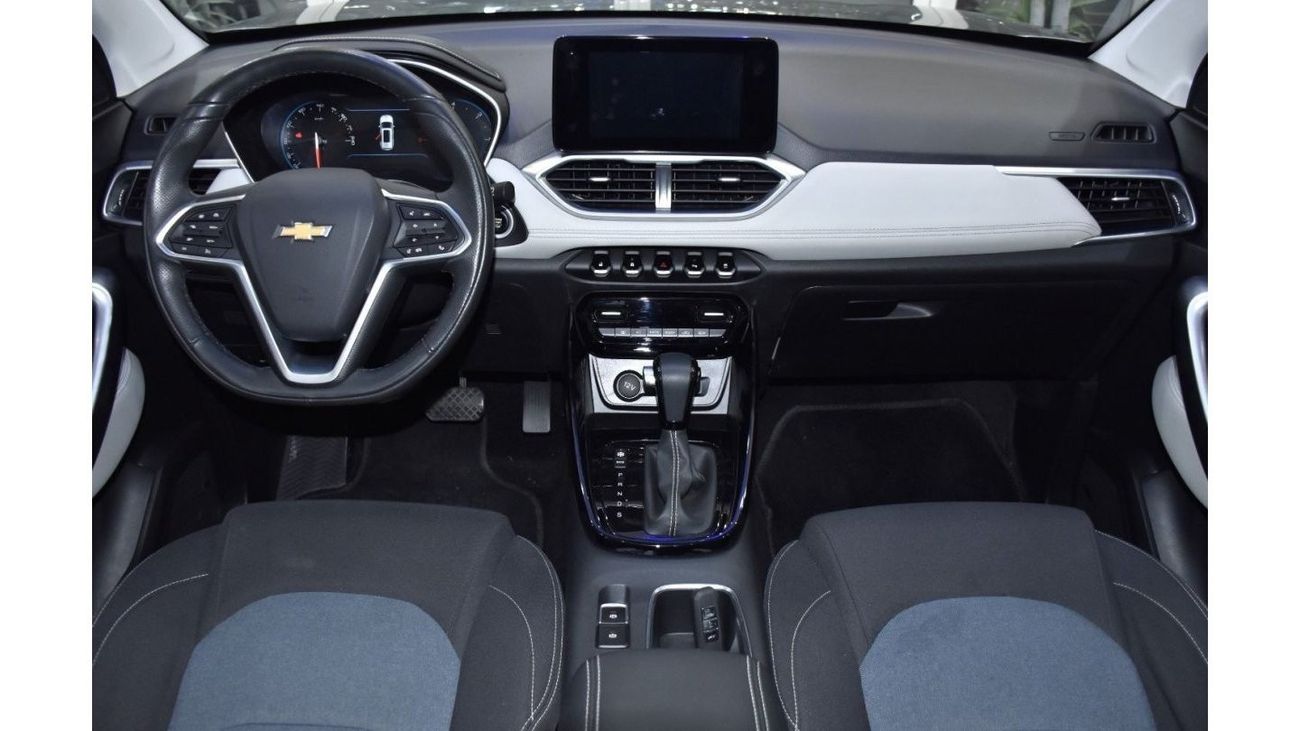 Chevrolet Captiva EXCELLENT DEAL for our Chevrolet Captiva Premier ( 2023 Model ) in Silver/Gray Color GCC Specs