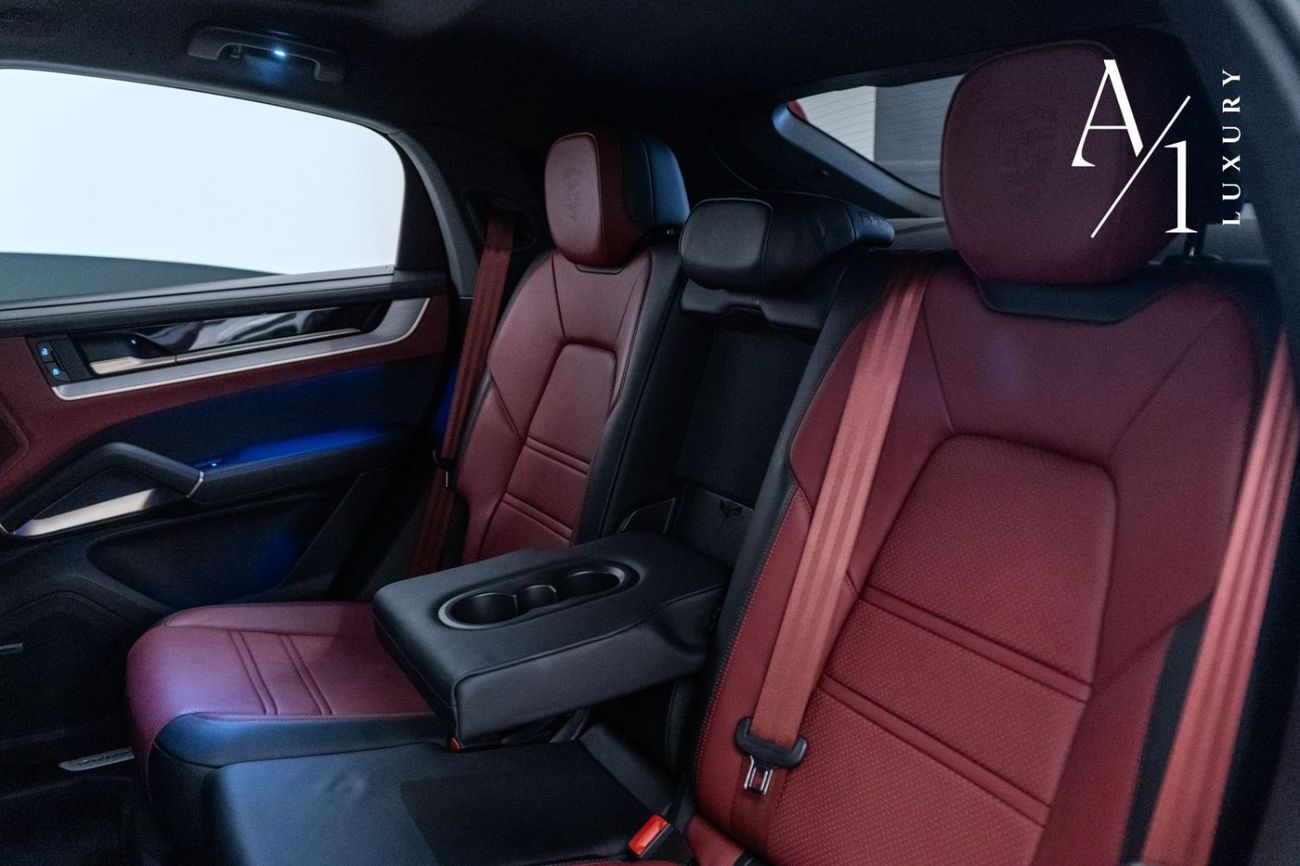 Porsche Cayenne S Coupe 2024 Porsche Cayenne S Coupe, Porsche Warranty, Sport Chrono Package, Fully Loaded, Low Kms,