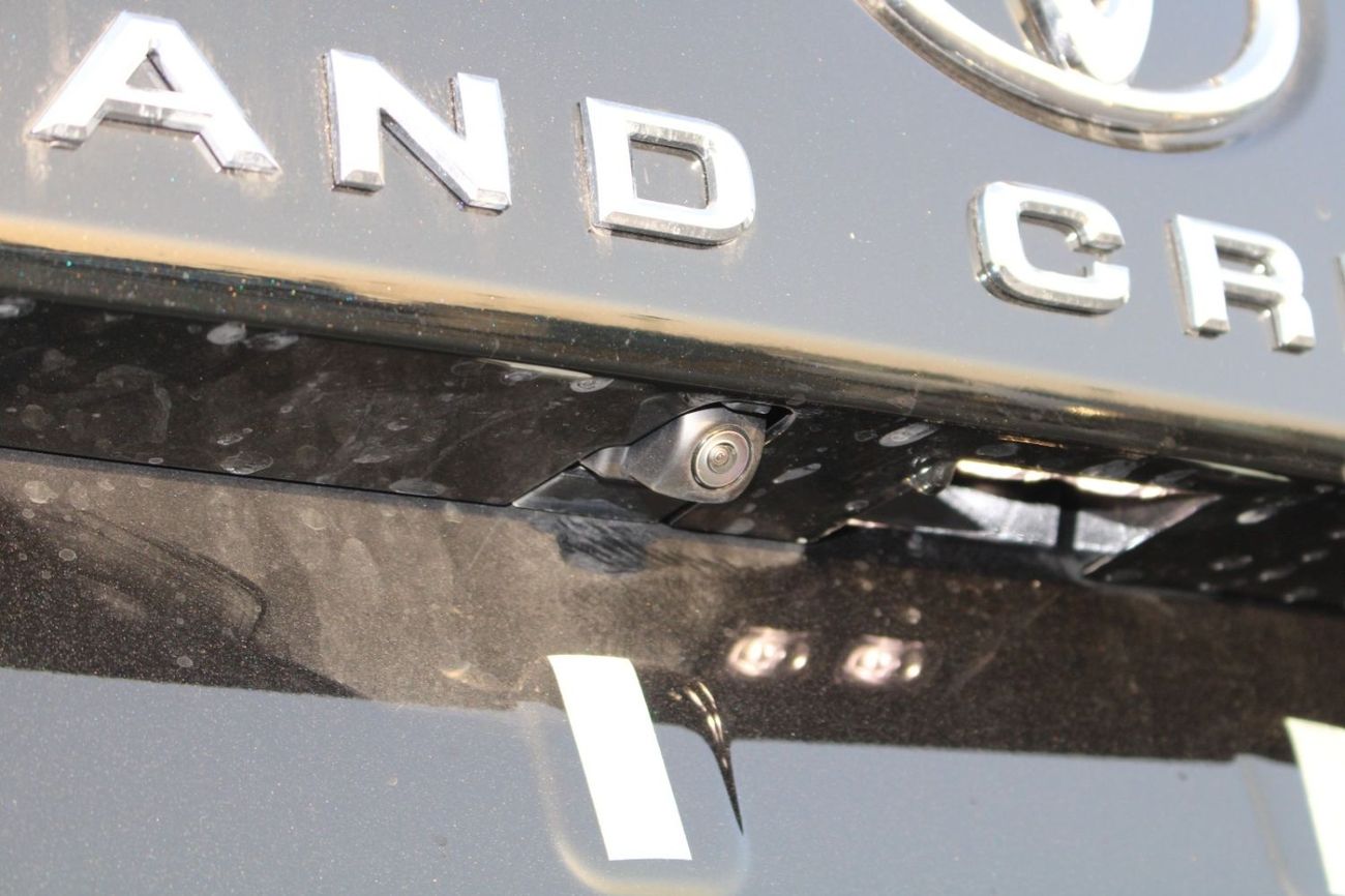 Toyota Land Cruiser TOYOTA LANDCRUISER 300 3.3L V6 DIESEL 4WD VXR- Z