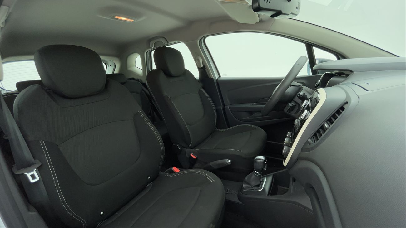 Renault Captur PE 1.6 | Zero Down Payment | Free Home Test Drive