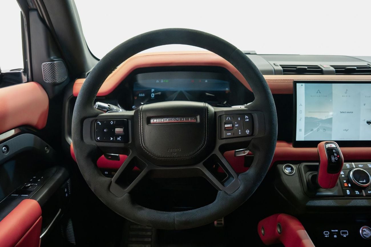 Land Rover Defender 90 P525 - 2022 | AL TAYER | SHORT-WHEEL BASE | V8 EDITION | UNDER WARRANTY | PERFECT CONDITION