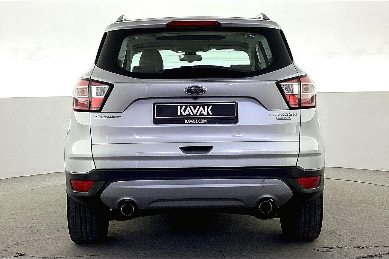 فورد إيسكاب Titanium | National Day Celebration | شامل الضمان | 0 ﺪﻔﻋﺓ ﺃﻮﻟﻯ