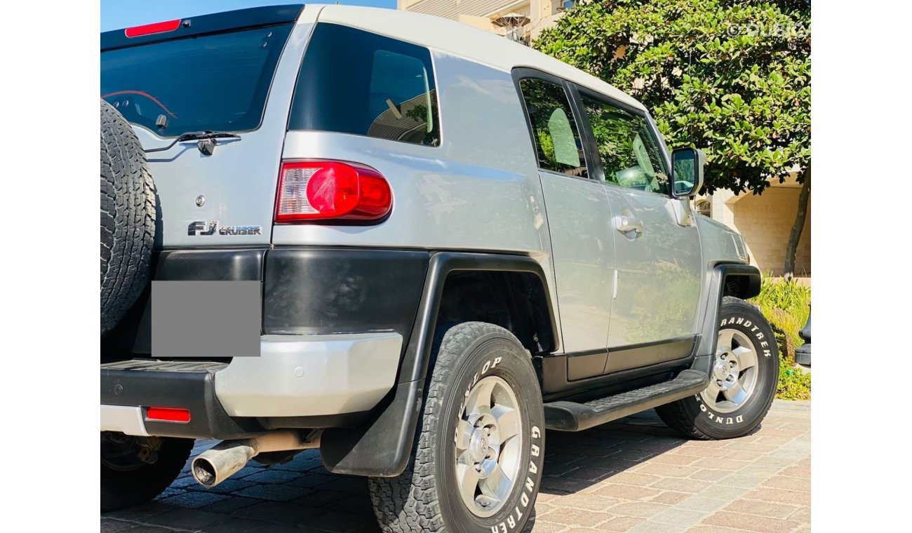 Toyota FJ Cruiser 2008 || GCC || 4.0 V6 || Very Well Maintained