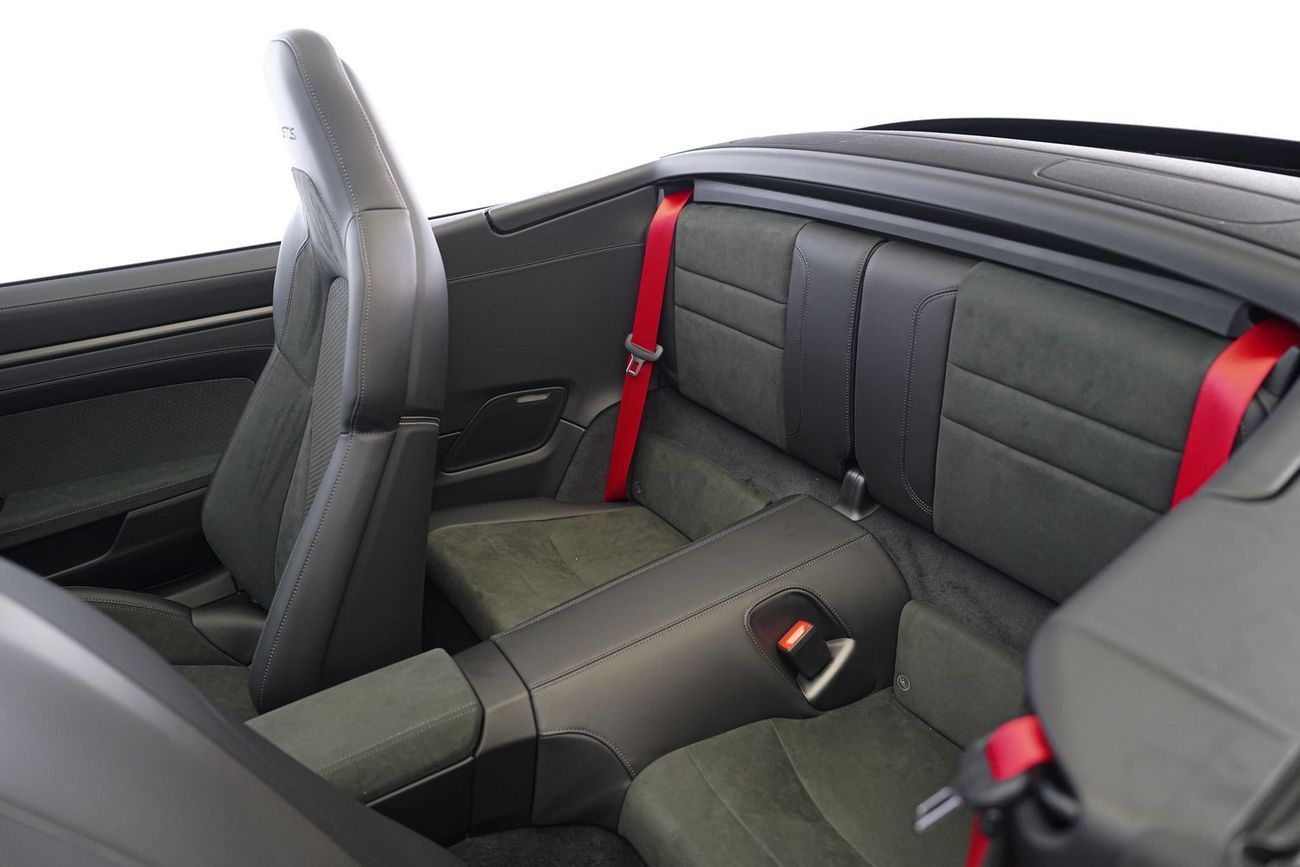 بورش 911 CARRERA GTS CABRIOLET