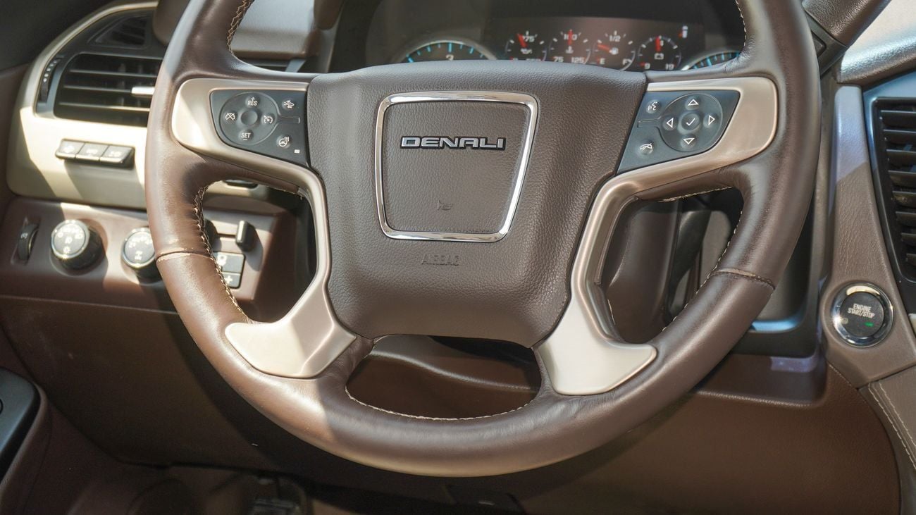 GMC Yukon Denali