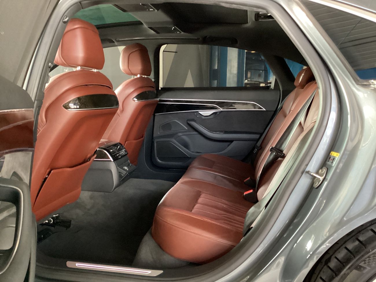 Audi A8 L 55 TFSI quattro Business Edition | upto AED 20,000 Ramadan Discount | Guaranteed Warranty | 0 Down