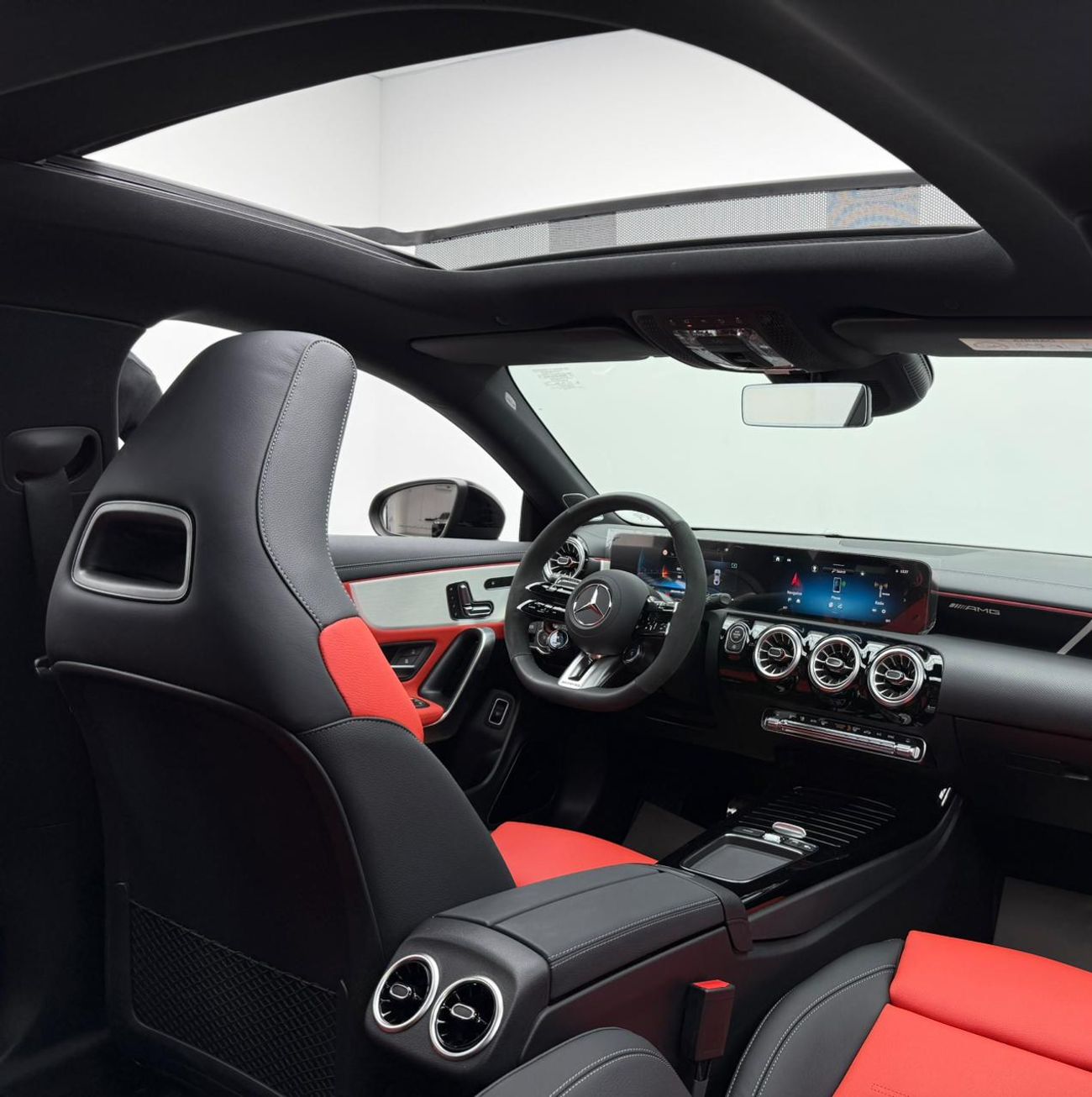 مرسيدس بنز CLA 45 S  AMG 2025 Mercedes Benz AMG CLA45 S Premium+, 5 Years Mercedes Warranty, Delivery Kms, Fully Loaded, GCC