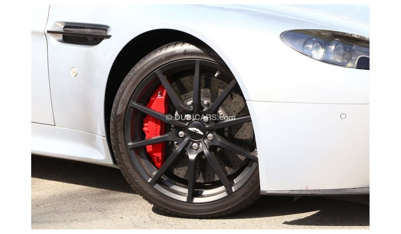 Aston Martin V12 Vantage Vantage S ('Hand Made Exclusively For Dubai Motorshow 2015")