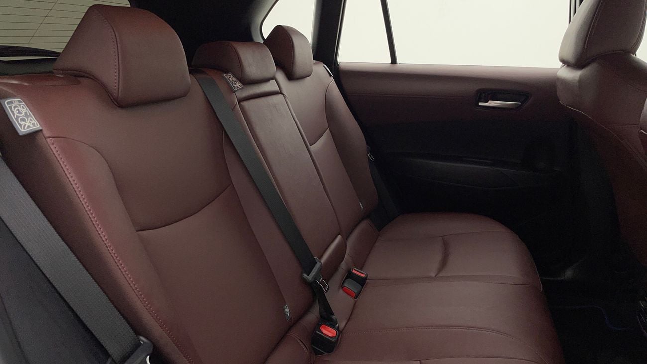 تويوتا كورولا كروس GLI 1.8 | بدون دفعة مقدمة | اختبار القيادة في المنزل