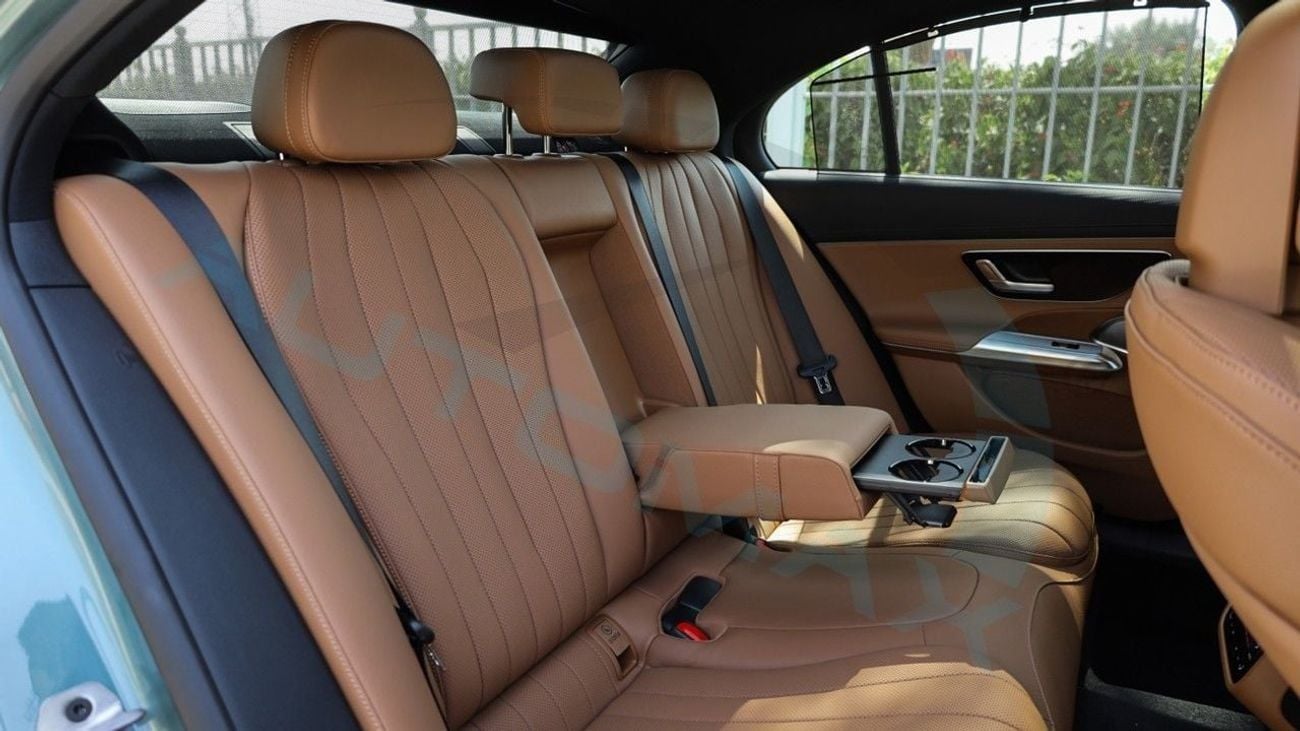 مرسيدس بنز E300 ( Eid al-Adha Offer ) (For Export , НА ЭКСПОРТ) AMG EQ Boost 2.0T RWD 2026 GCC Без пробега