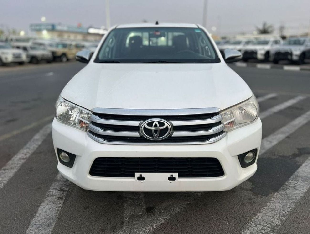 Toyota Hilux 2021 TOYOTA HILUX 2.4L V4 *DIESEL* MANUAL TRANSMISSION  +  POWER WINDOW + 4X4  + Rear Camera - DOUBL