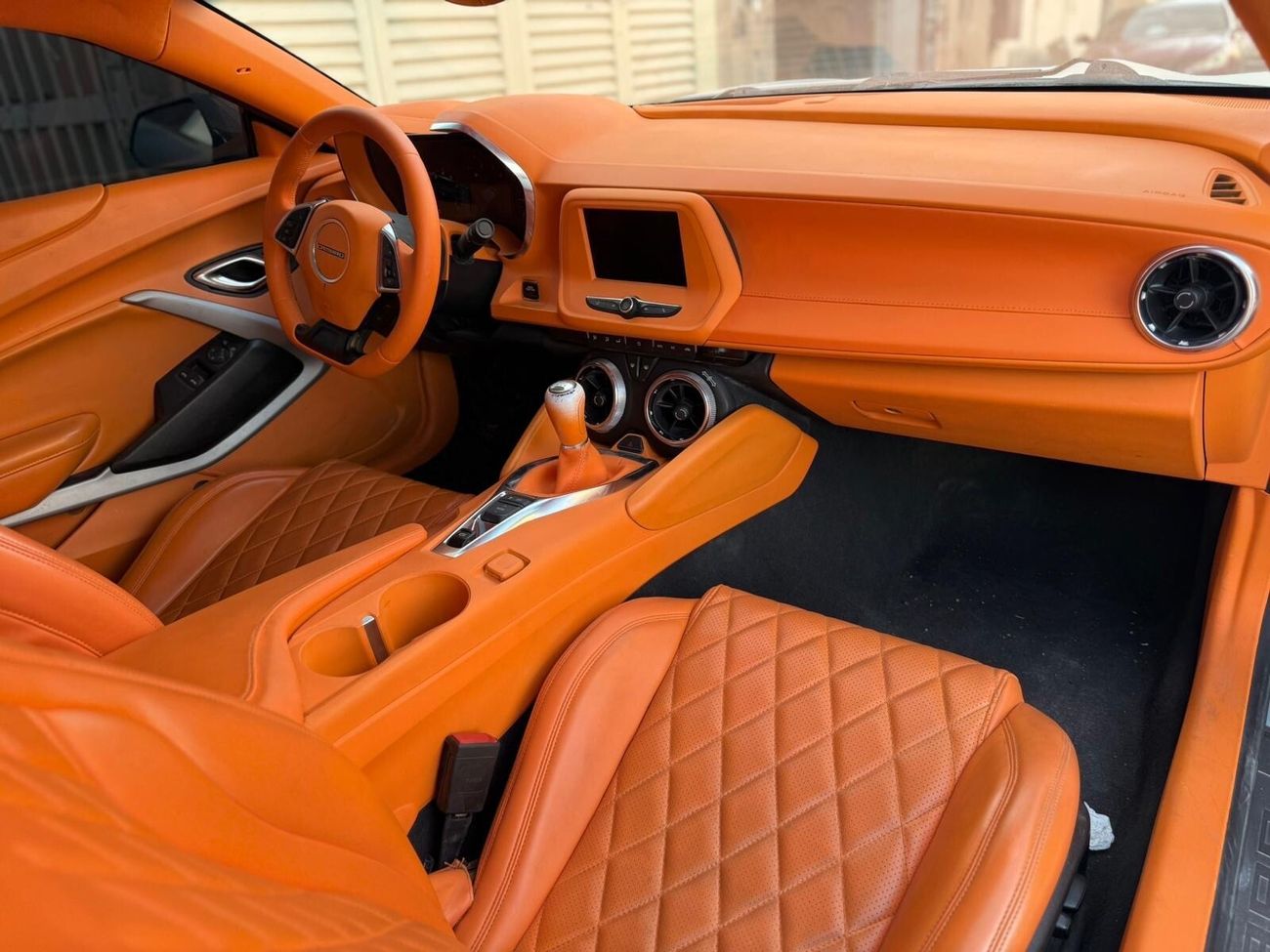 Chevrolet Camaro v6 manual RS LT