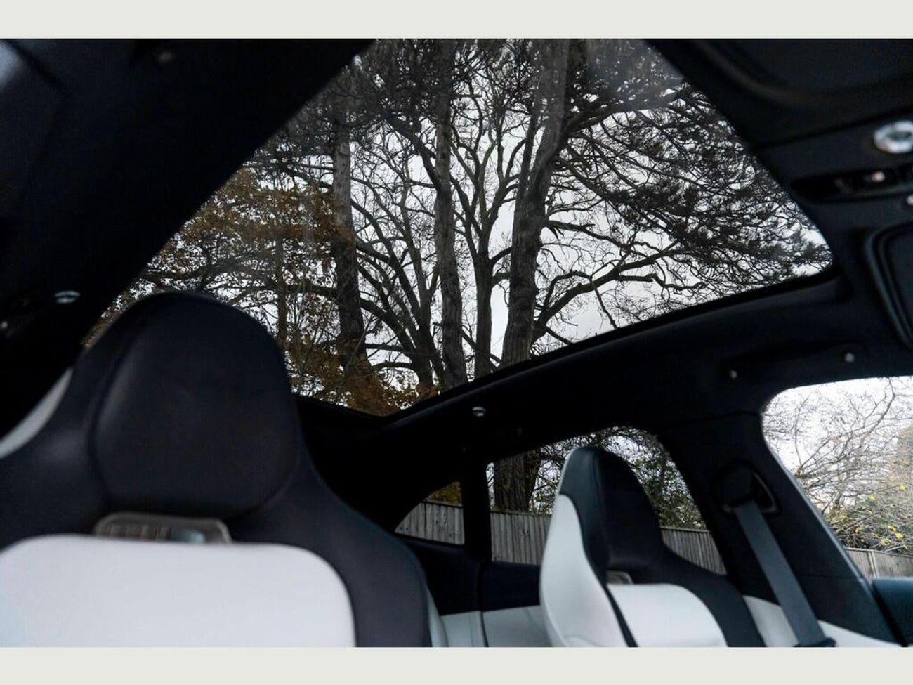 Aston Martin DBX 4.0 V8 707 Auto 4WD Euro 6 (s/s) 5dr (EXPORT ONLY) Right hand drive