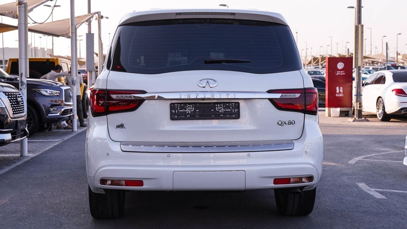 Infiniti QX80 LUXE SENSORY PROACTIVE