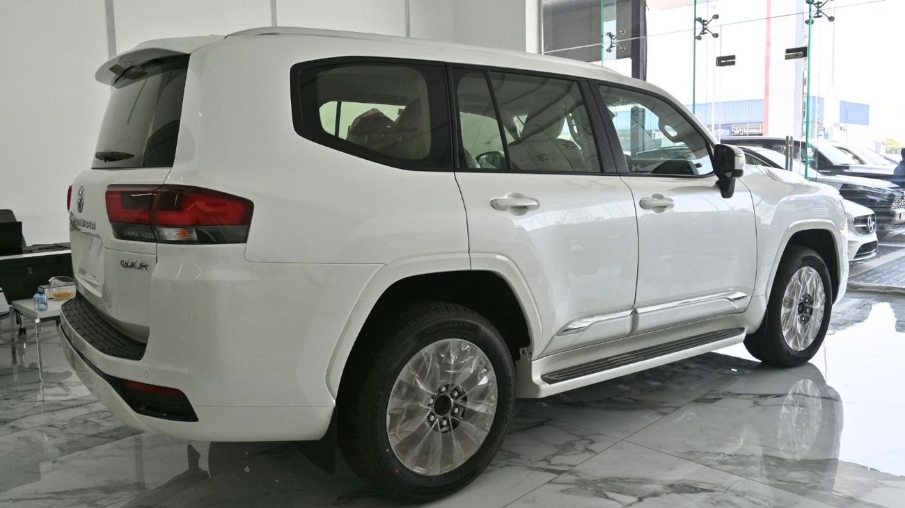تويوتا لاند كروزر GXR Toyota Land Cruiser GX-R 4.0L V6 Petrol Model 2026
