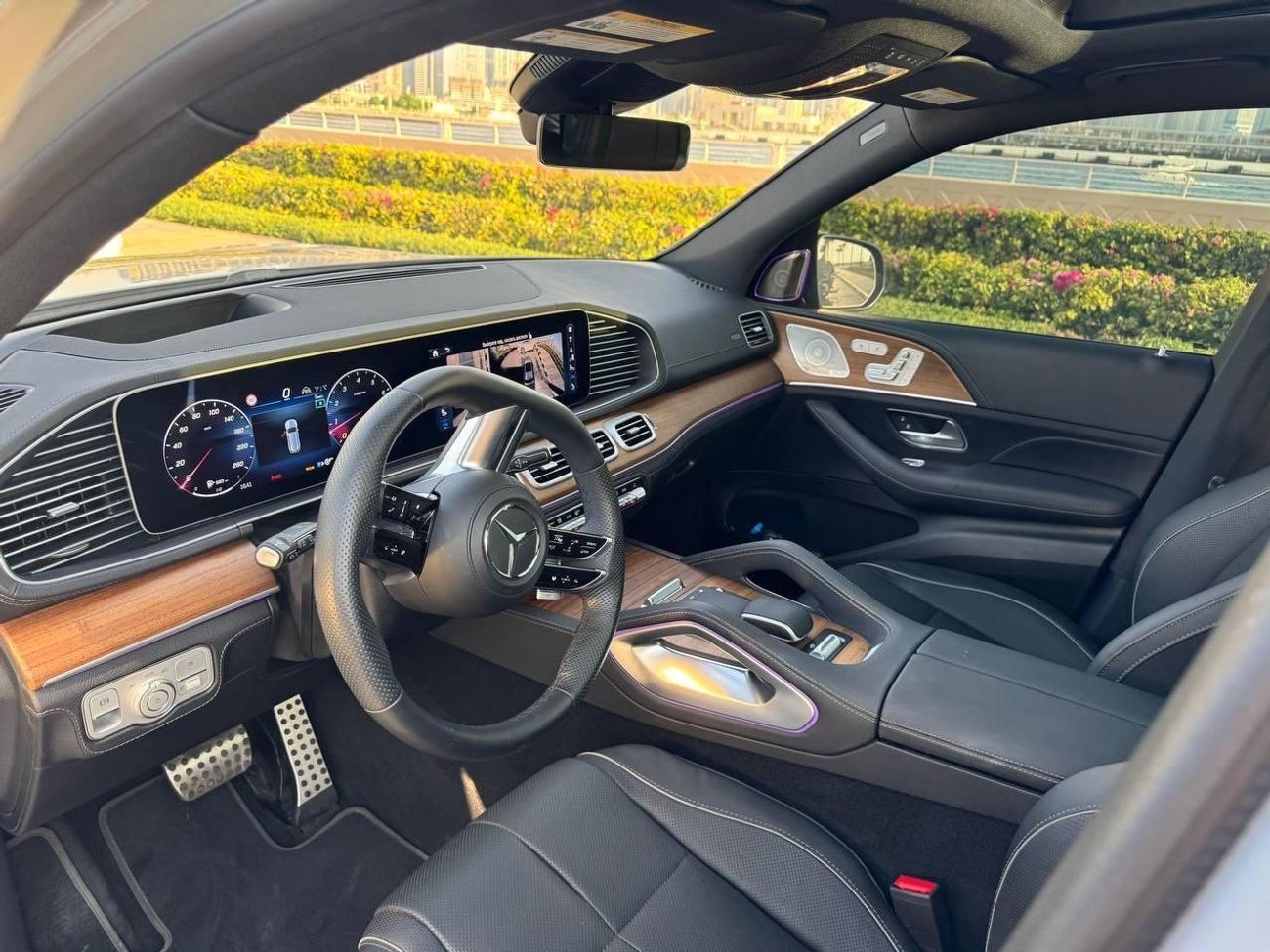 Mercedes-Benz GLS 580 Premium + 4.0L (489 HP)