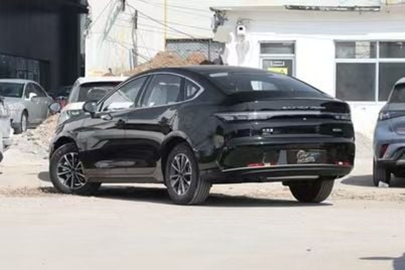 BYD Destroyer 05 Glory Edition DM-i 55KM Luxury Model