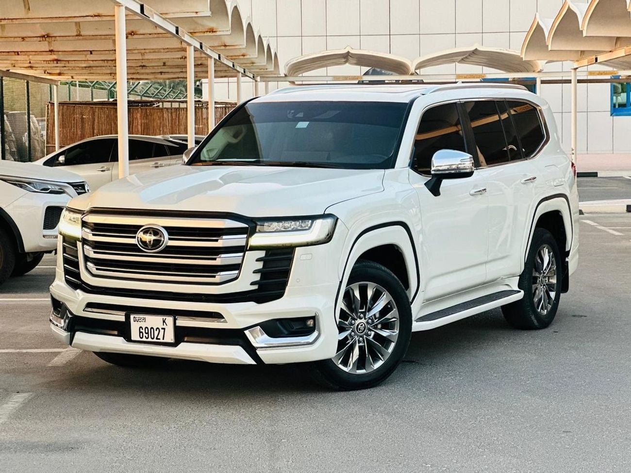 تويوتا لاند كروزر VXR 3.5L