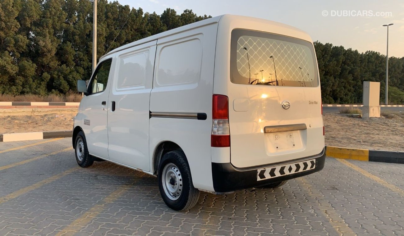 Daihatsu Gran Max 2015 Van Ref#90