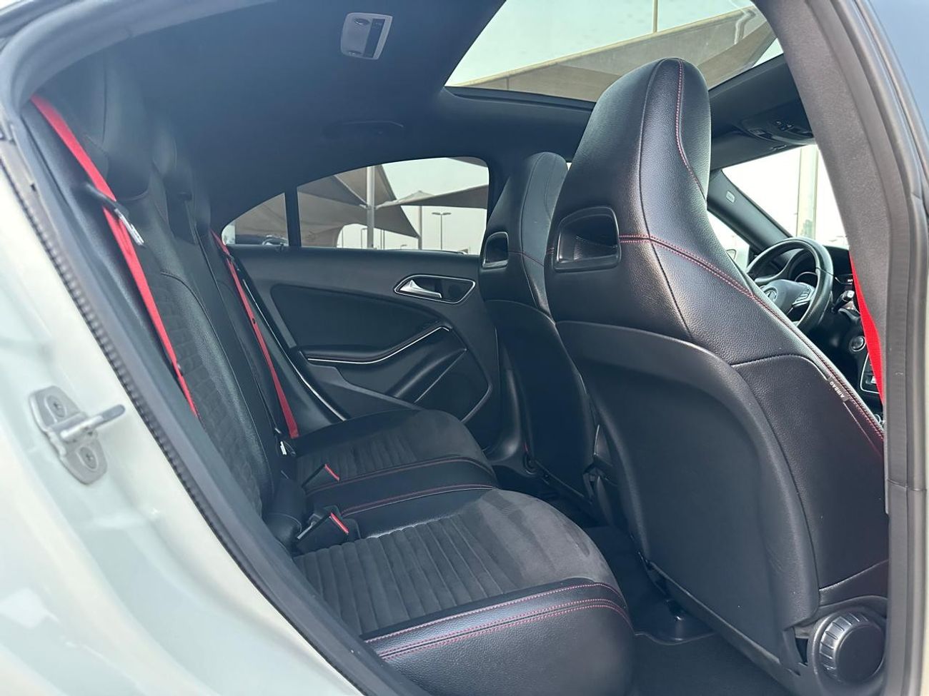 Mercedes Benz CLA250 Sport 45 Mercedes CLA 250_Gcc_2018_Excellent_Condition _Full option