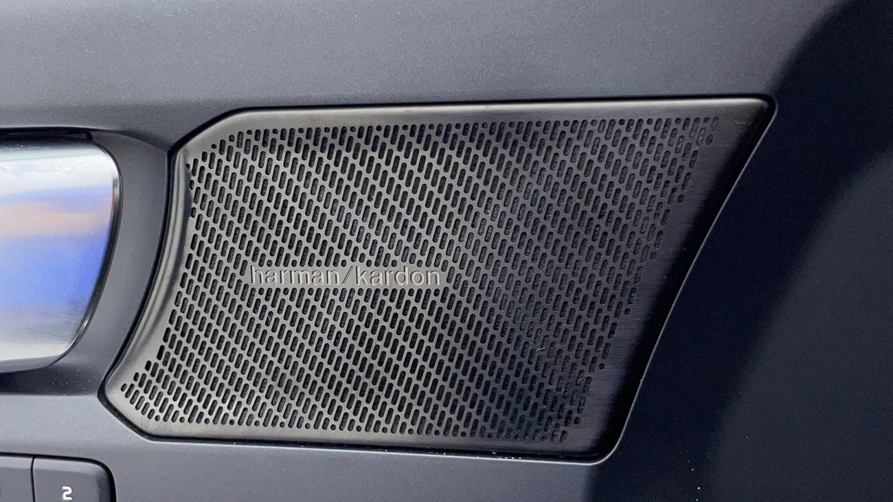 فولفو XC 40 T4 R DESIGN 2 | بدون دفعة مقدمة | اختبار قيادة مجاني للمنزل