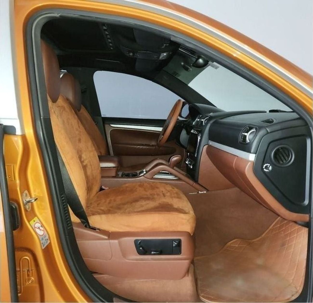 Porsche Cayenne S WITH TIPTRONIC V8 4.8L-8CYL - EXCELLENT CONDITION