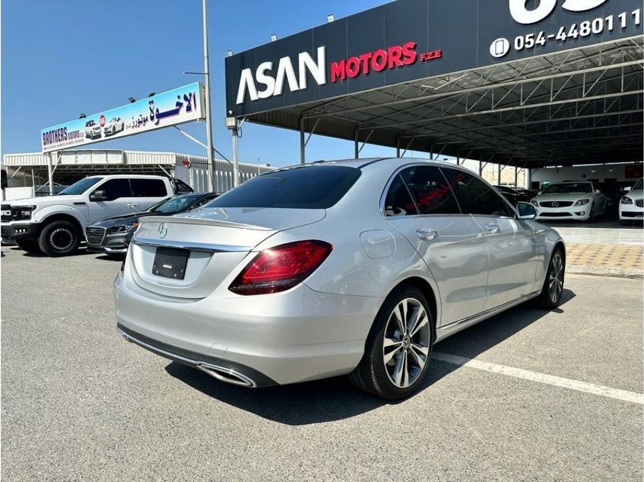 Mercedes-Benz C 300 Luxury