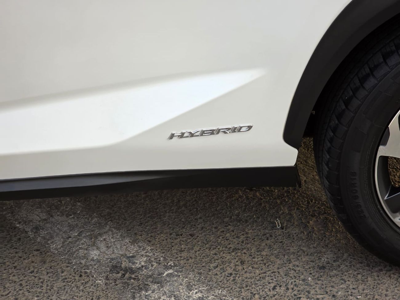 لكزس NX350h NX300 Hybrid