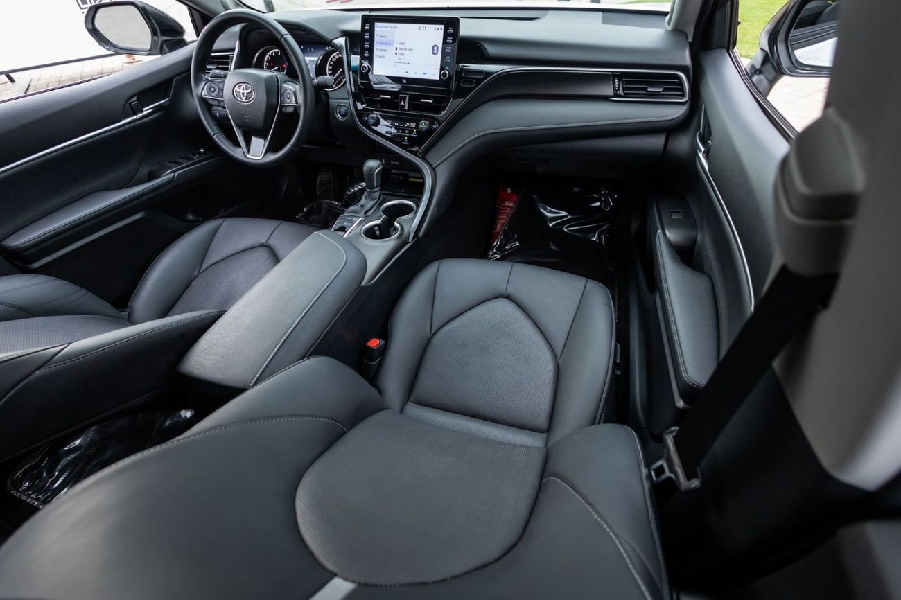 Toyota Camry Sport