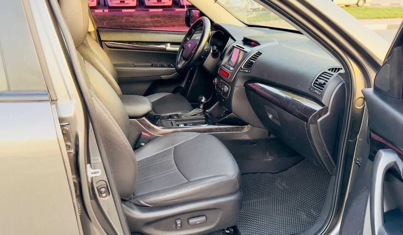 كيا سورينتو GOOD CONDITION | LHD | 2013 | 2.2L DIESEL ENGINE | REAR VIEW CAMERA | ELECTRIC SEAT