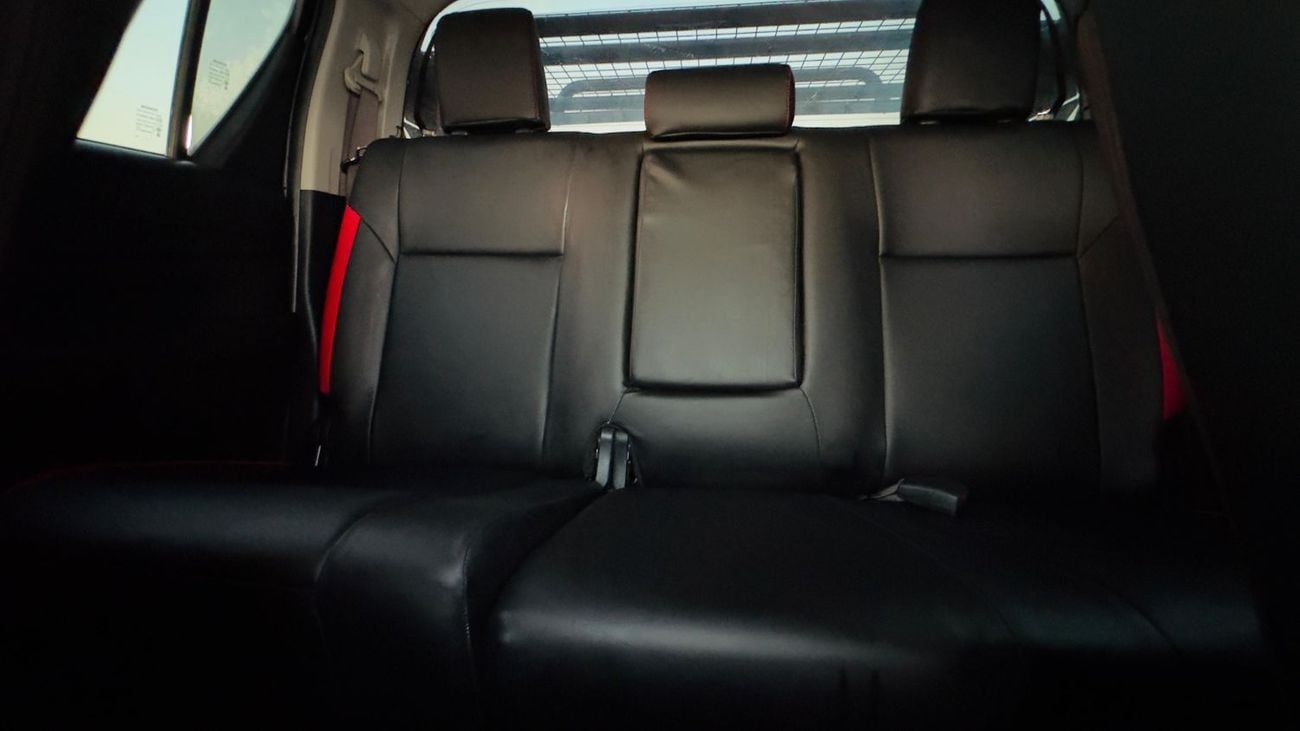Toyota Hilux MODIFIED TO GR ROCCO KIT | RHD | AUTOMATIC TRANMISSION | 2800CC DIESEL ENGINE | 2022 | ELECTRIC SEAT
